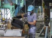 日本一季度实际GDP环比下降0.2%